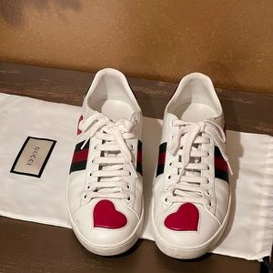 Gucci Classic Sneaker with Hearts
